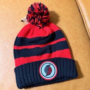 Portland Trail Blazers Pom Beanie - Red & Black